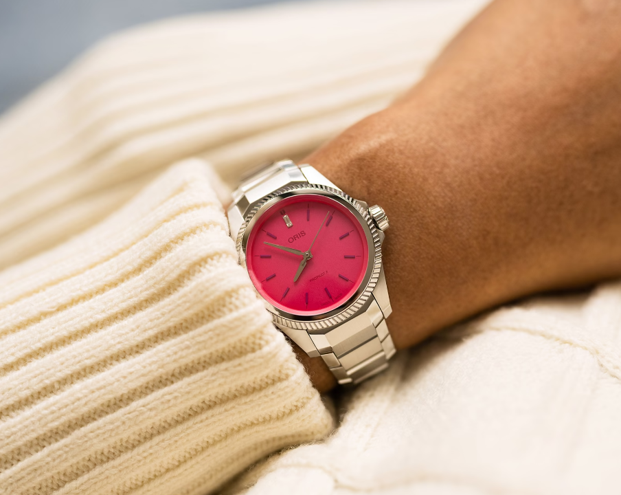 Oris ProPilot X Miss Piggy Edition