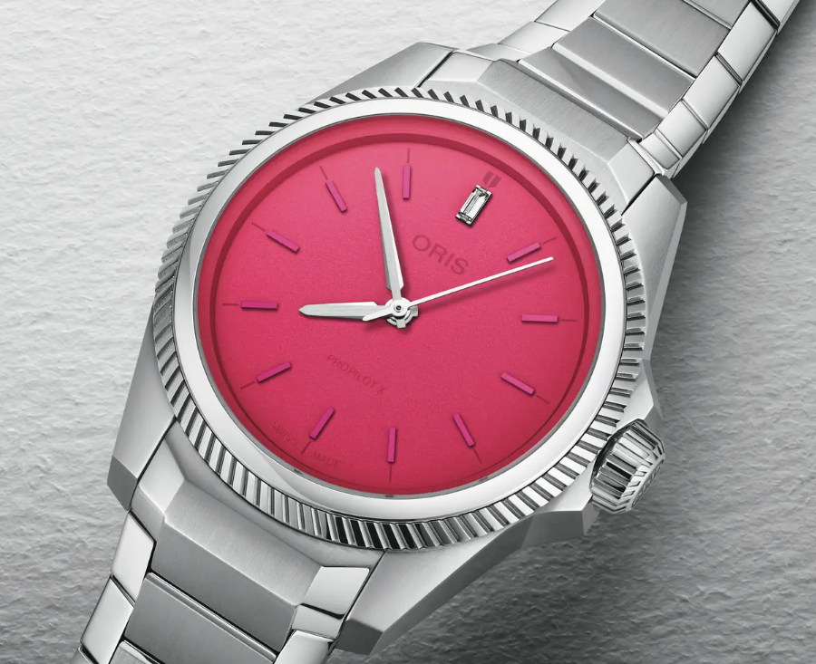 Oris ProPilot X Miss Piggy Edition