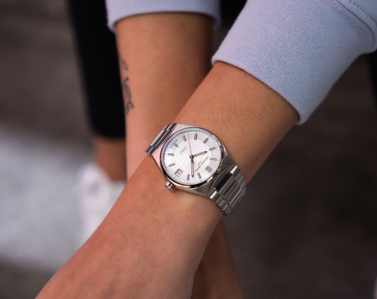 Frederique Constant Highlife Automatik Perlmutt 34mm