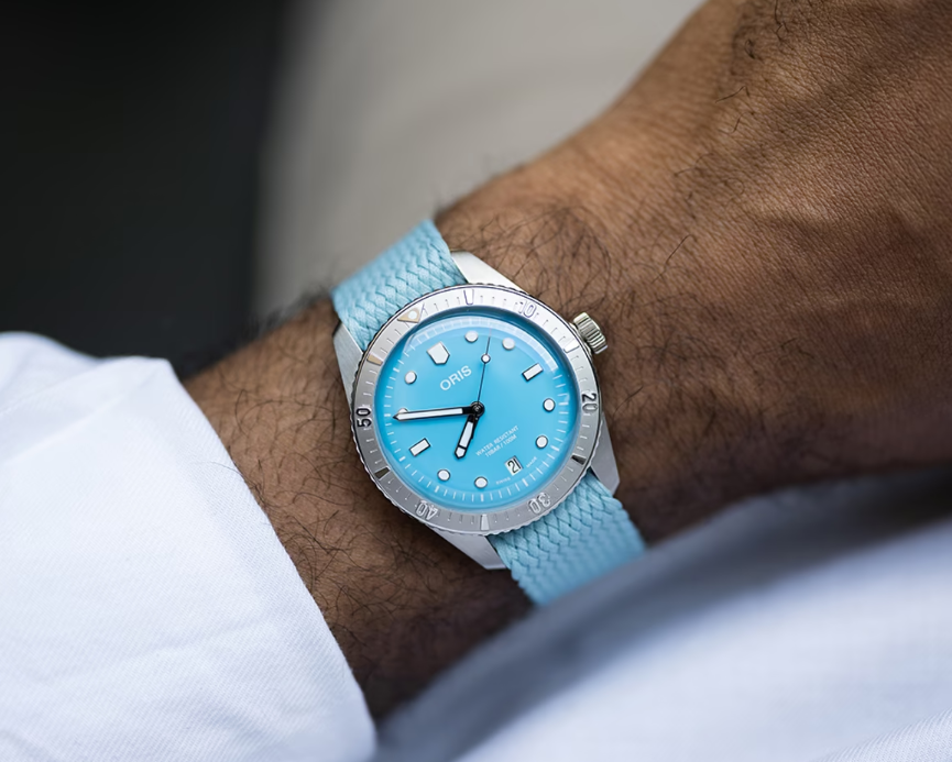 Oris Divers Sixty‑Five 'Cotton Candy'