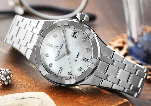 Maurice Lacroix AIKON AUTOMATIC DATE 35MM