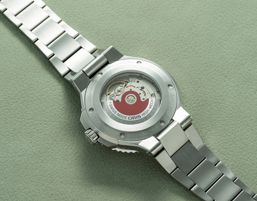 ORIS Aquis Date Taste of Summer