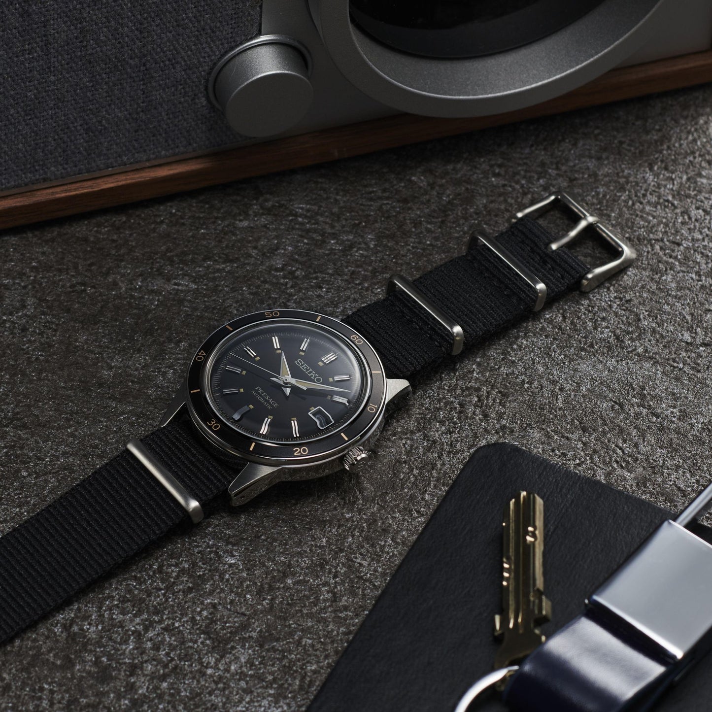 Seiko SRPG09J1 Presage Style60's Schwarz Textil