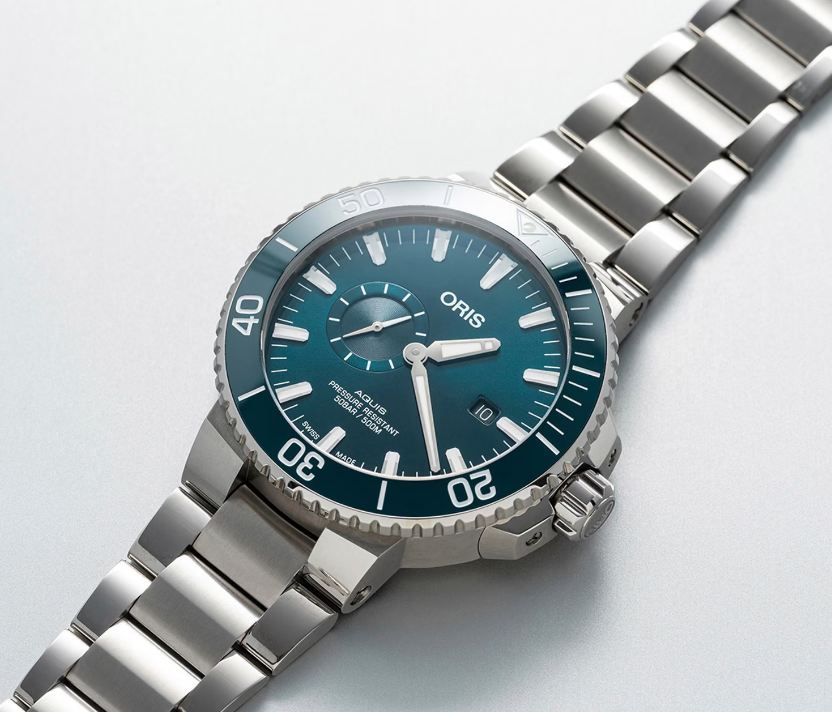ORIS Aquis Small Second, Date