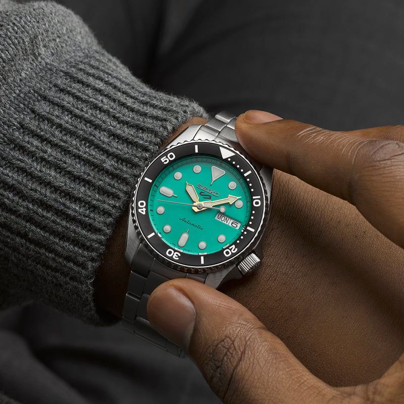 Seiko 5 Sports SKX ‘Midi’ Teal