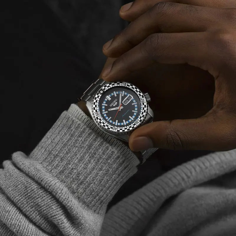 Seiko 5 Sports Schwarz-Weiß „Checker Flag“ Sonderedition