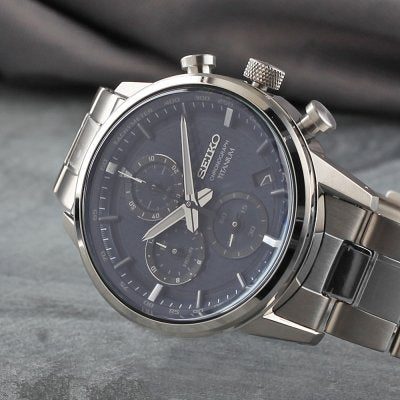 SEIKO WATCHES Mod. Titan