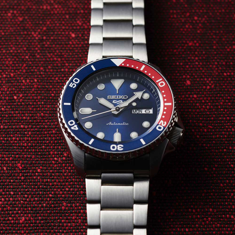 SEIKO 5 Mod. SPORTS Automatic