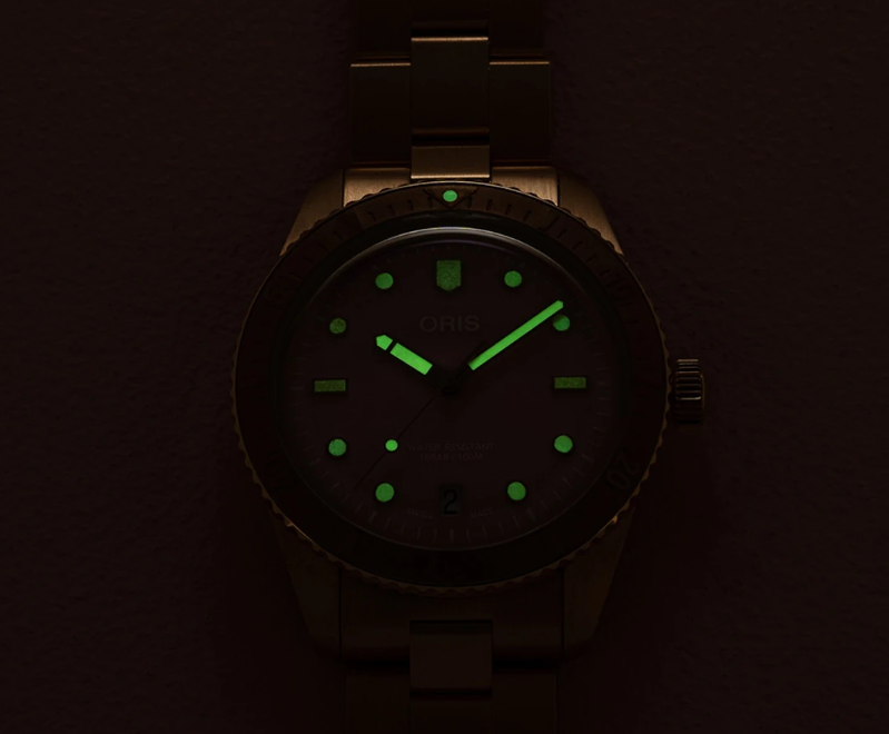 Oris Divers Sixty‑Five 'Cotton Candy' bronze Edelstahlarmband (Rot/Rosa)
