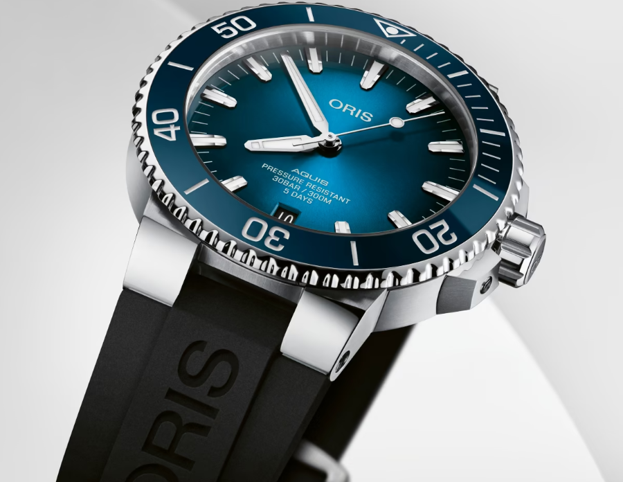 ORIS Aquis Date Calibre 400 (blau)