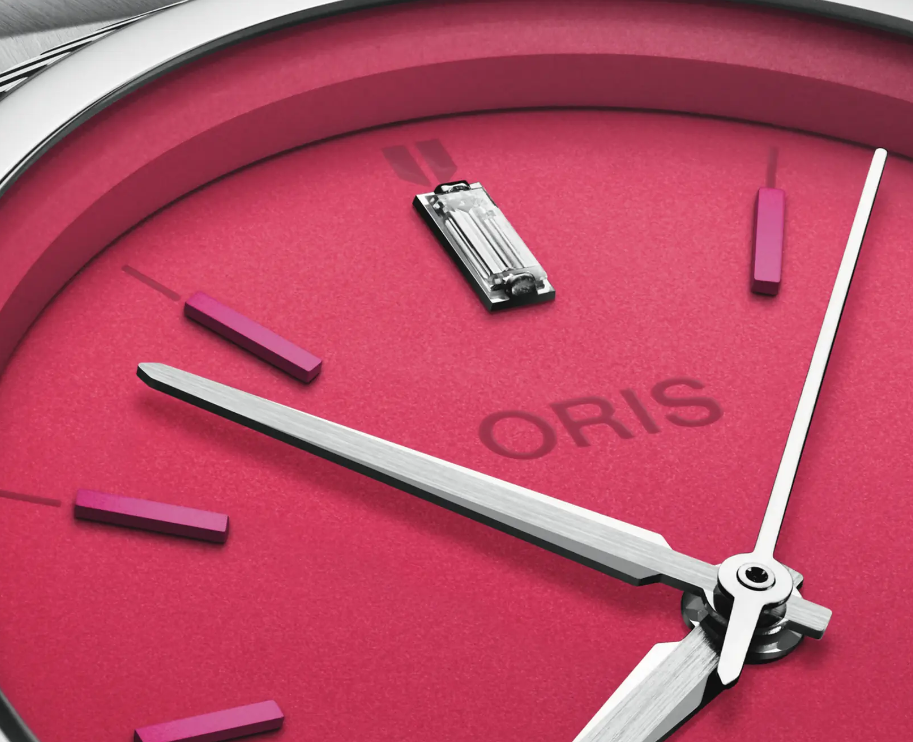 Oris ProPilot X Miss Piggy Edition