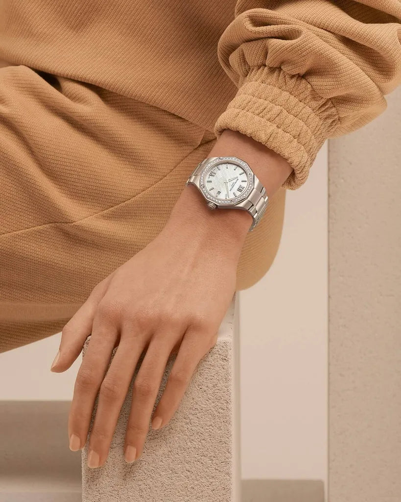 BAUME & MERCIER Mod. RIVIERA w-Diamonds