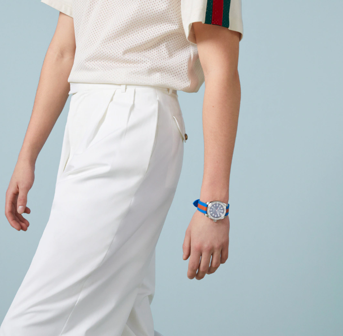 Gucci Dive L Automatic Blau / Orange Unisexuhr