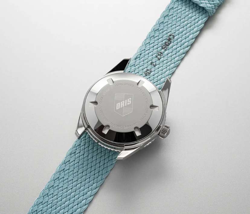 Oris Divers Sixty‑Five 'Cotton Candy'