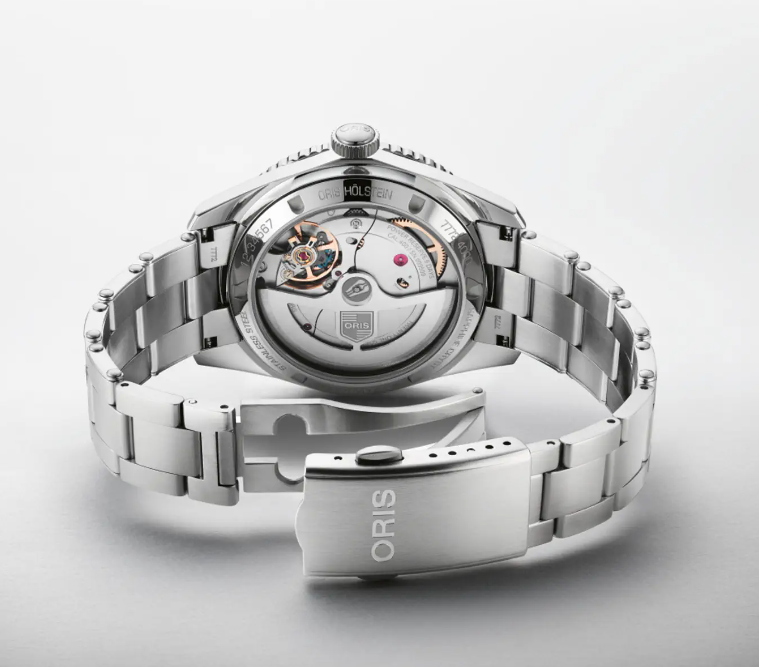 Oris Divers Sixty‑Five 12h Calibre 400